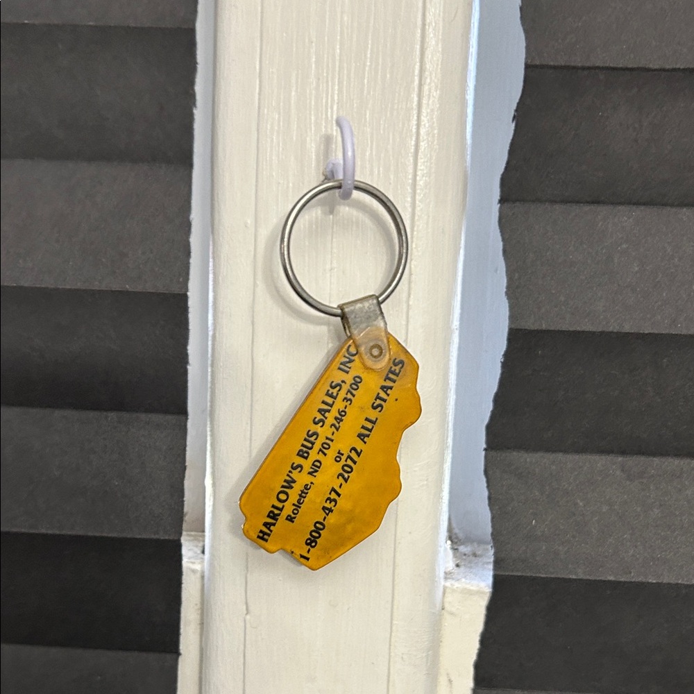 Yellow Key Holder Set - Picture 6 of 9